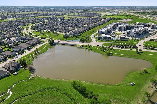 Building Photo - 112 Kirwin Dr