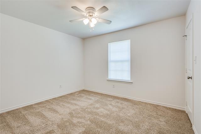 Building Photo - 1001 E College St