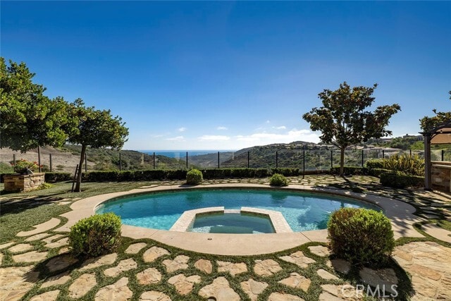 Building Photo - 8 Night Sky