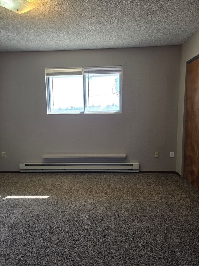 Building Photo - 2411 S McKinley St