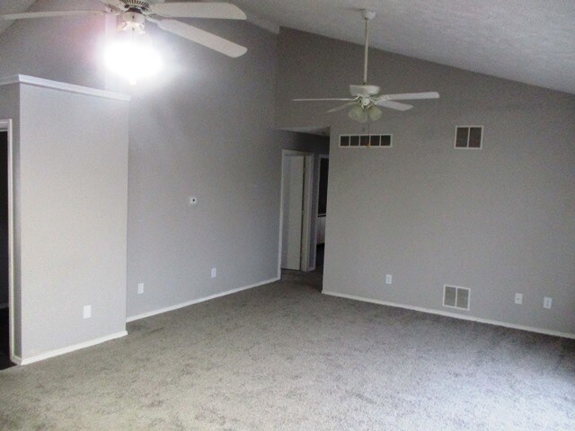 Building Photo - 1503 Northbrook Dr