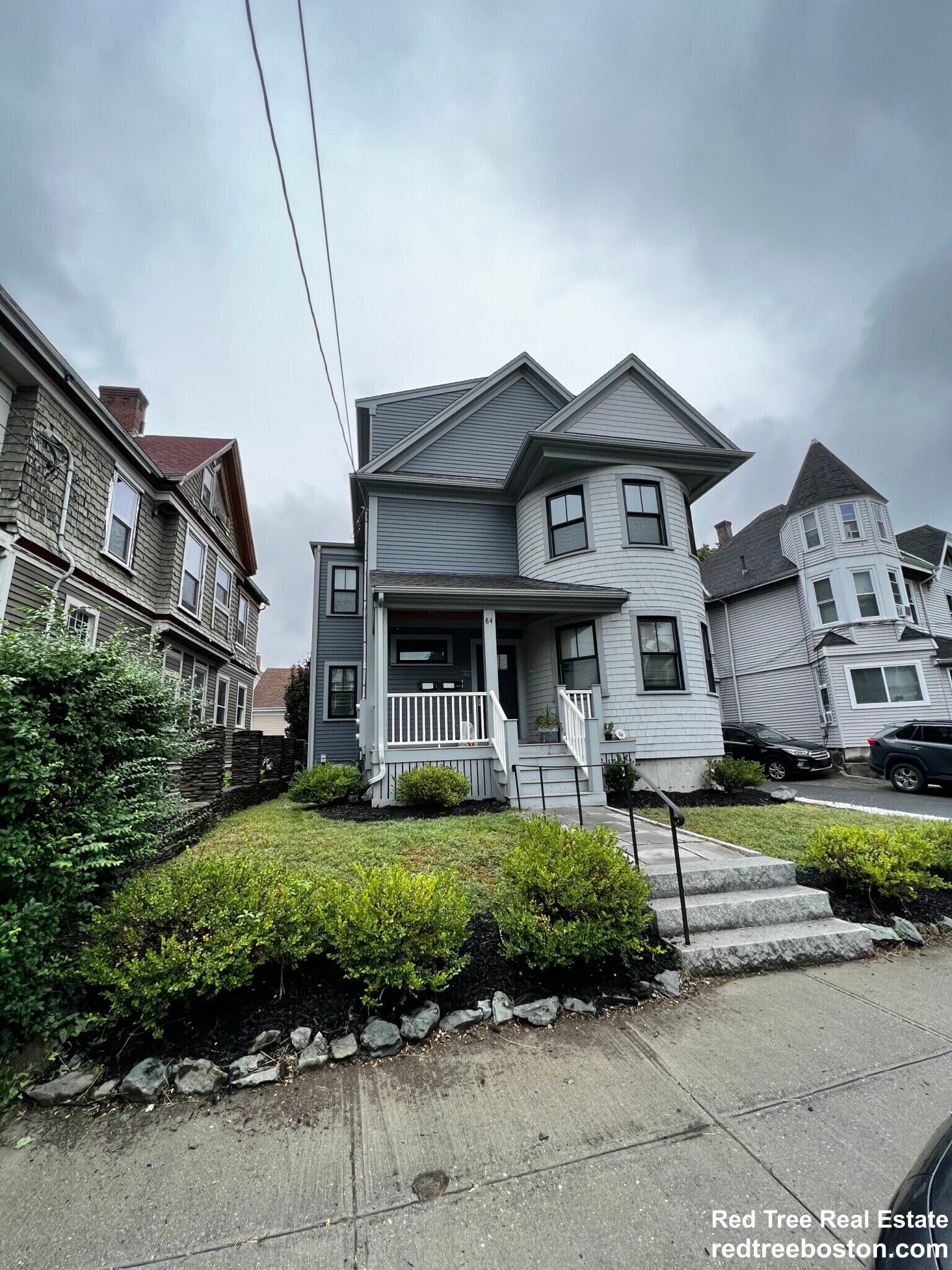 Building Photo - 84 Linden St