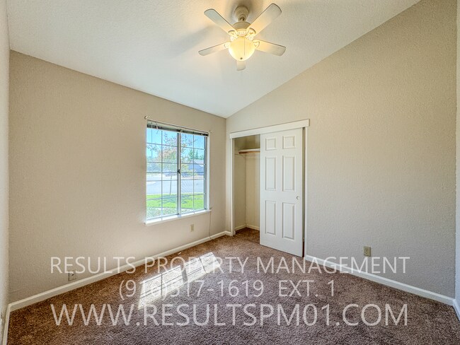 Building Photo - 5401 Ash Ct