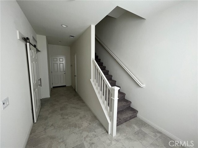 Building Photo - 913 E 2nd St