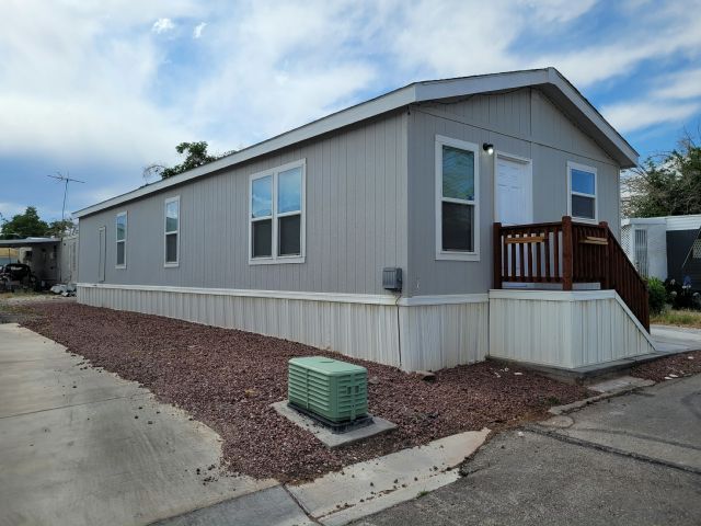 Building Photo - 2038 Palm St