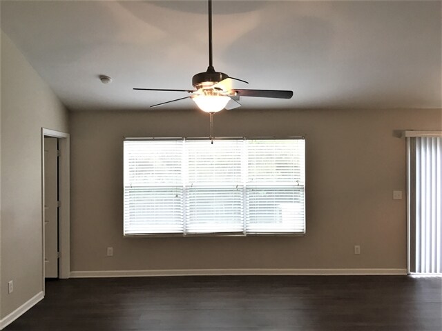 Building Photo - 517 Lindsborg Trl