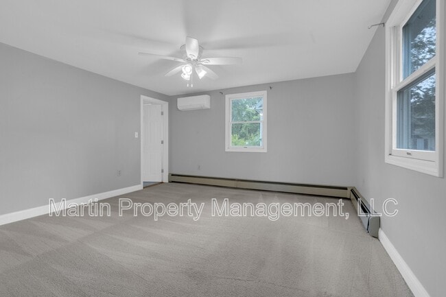 Building Photo - 102 Orange St
