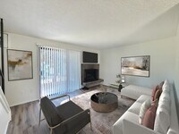 Building Photo - 2121 E Upriver Dr