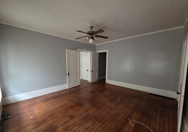 Building Photo - 1182 Brentwood Ave