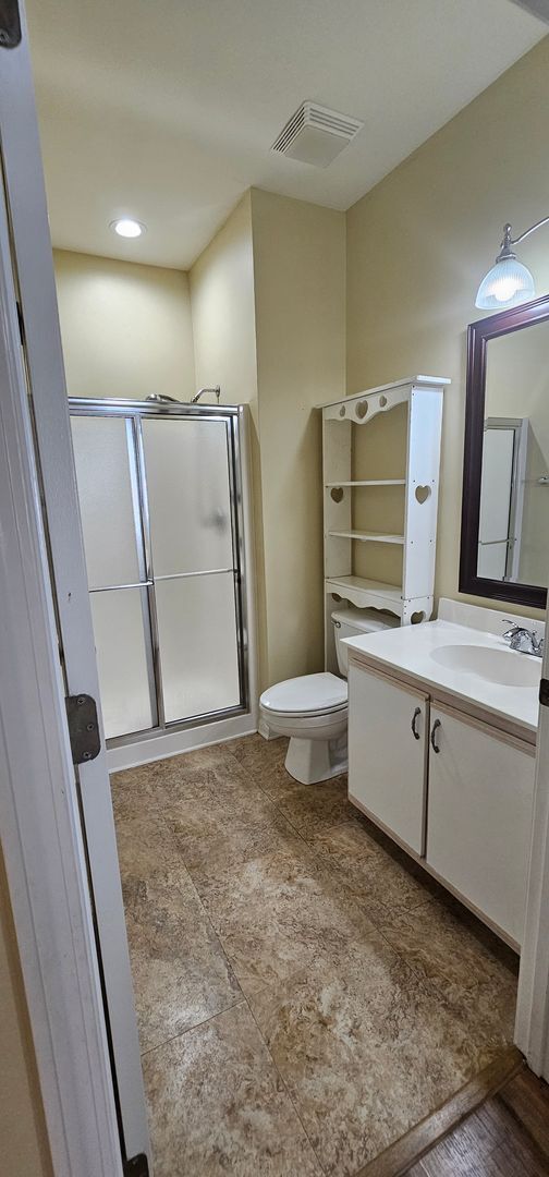 Building Photo - River Oaks Community