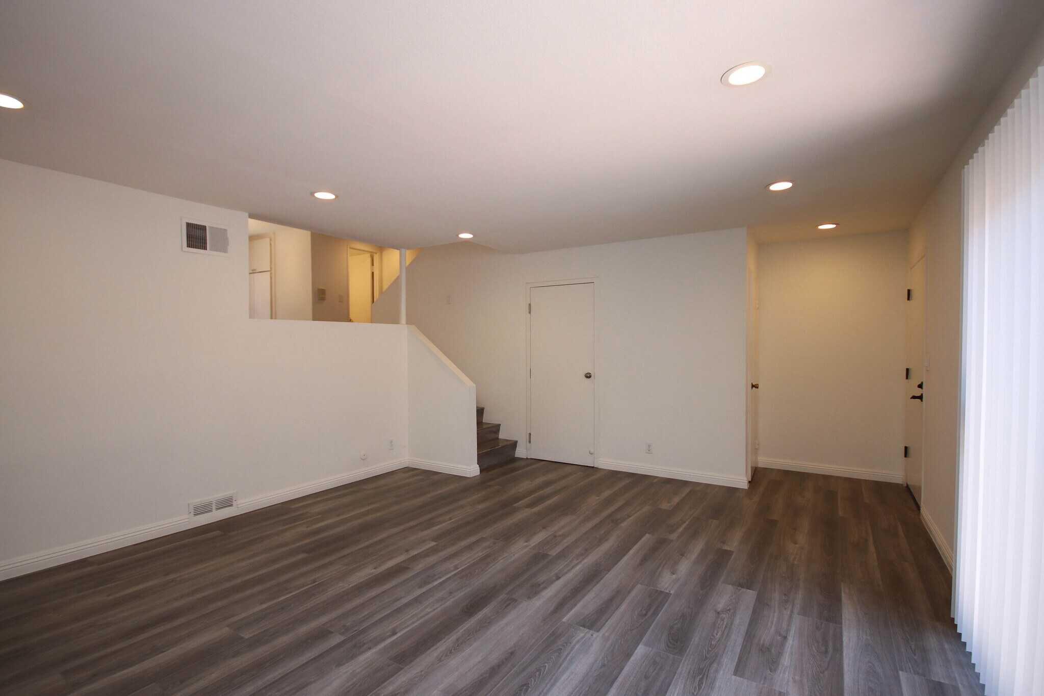 Building Photo - 1508 Dixon St