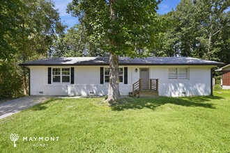 Building Photo - 2810 Middleburg Dr