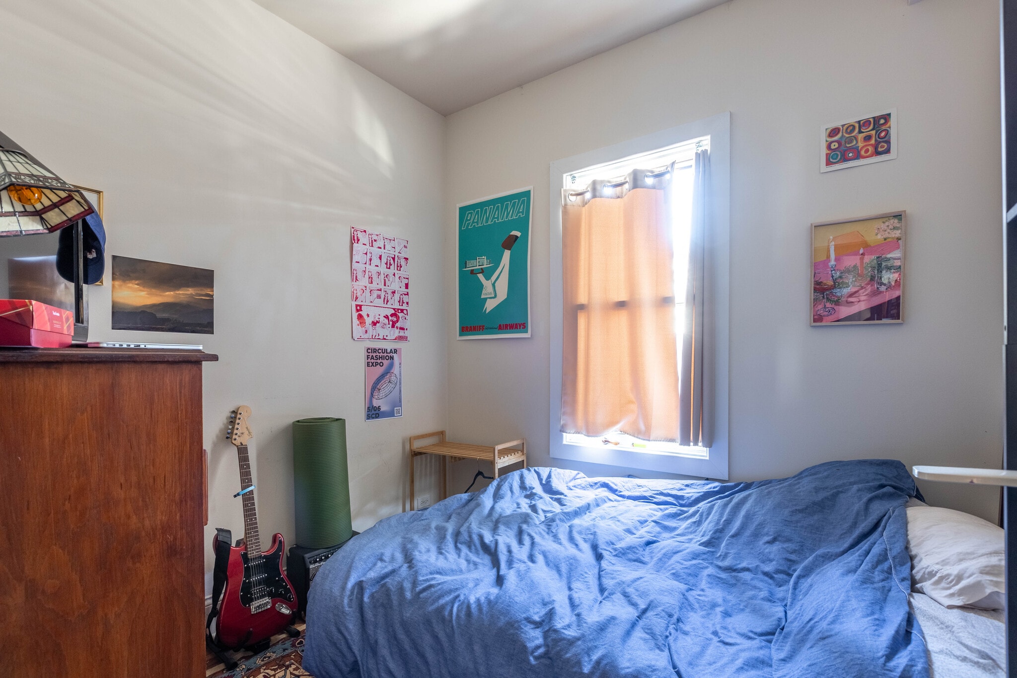 Building Photo - 1314 W Roscoe St