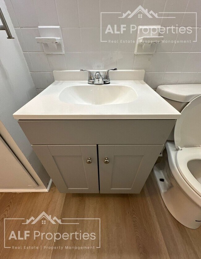 Building Photo - Newly Renovated 2-Bedroom Home on a Corner Lot