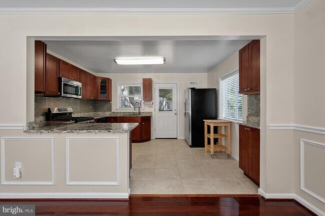 Building Photo - 6508 Berkshire Dr