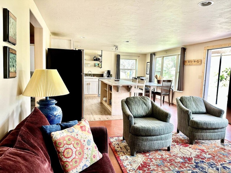 Building Photo - 783 MT-2