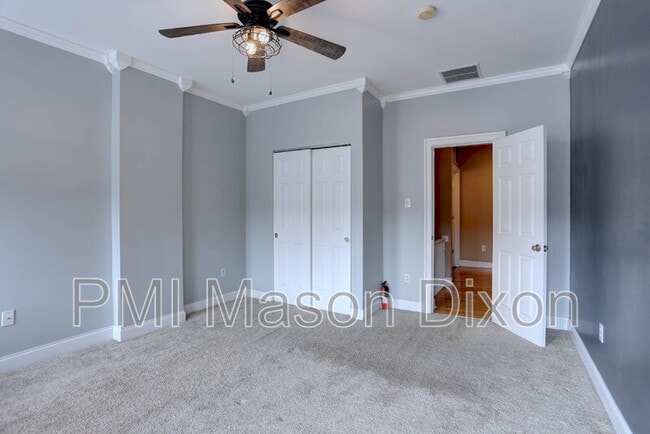 Building Photo - 18 N Patterson Park Ave