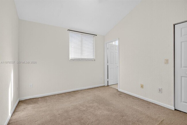 Building Photo - 6613 Winfield Blvd