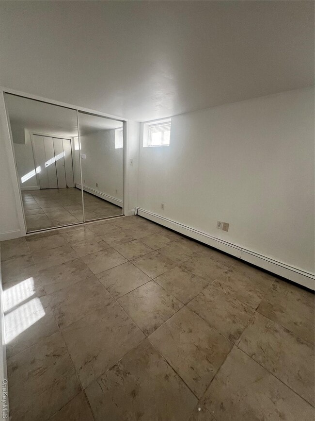 Building Photo - 210 Bay Shore Rd