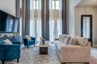 Building Photo - 409 Somerville Dr