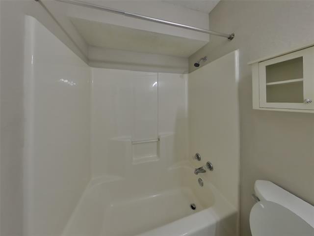 Building Photo - 1008 Brittany Dr