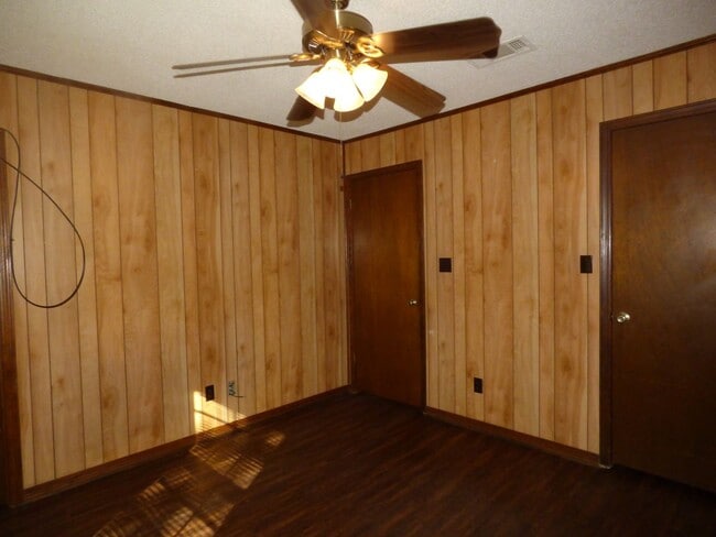 Building Photo - Quaint Home - Heart of Milton