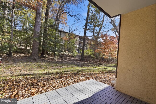 Building Photo - 11647 Stoneview Square