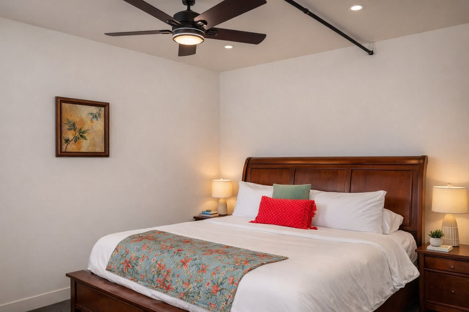 Building Photo - 217 S Badger Ave