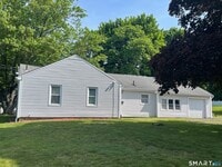 Building Photo - 521 Mill St