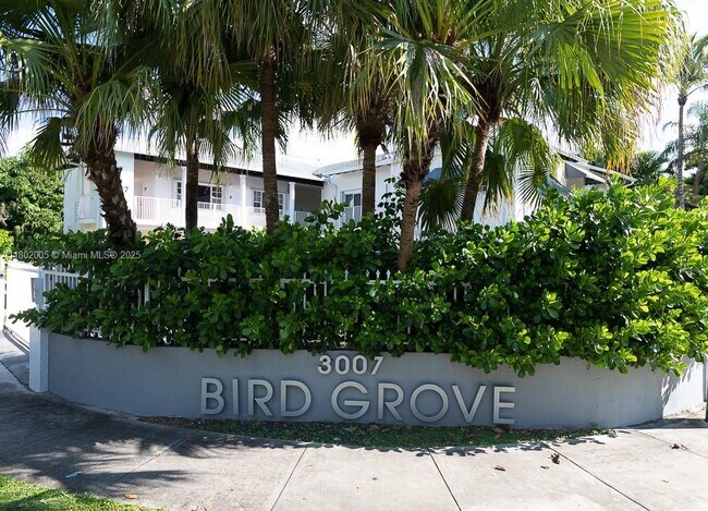 Building Photo - 3007 Bird Ave