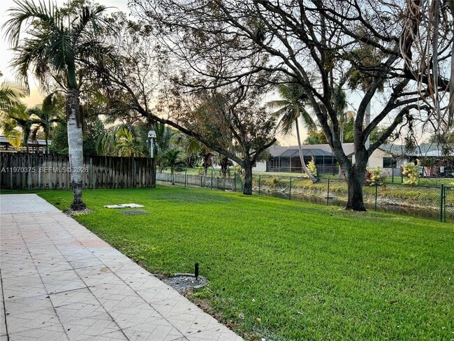 Building Photo - 6641 NW 52nd St