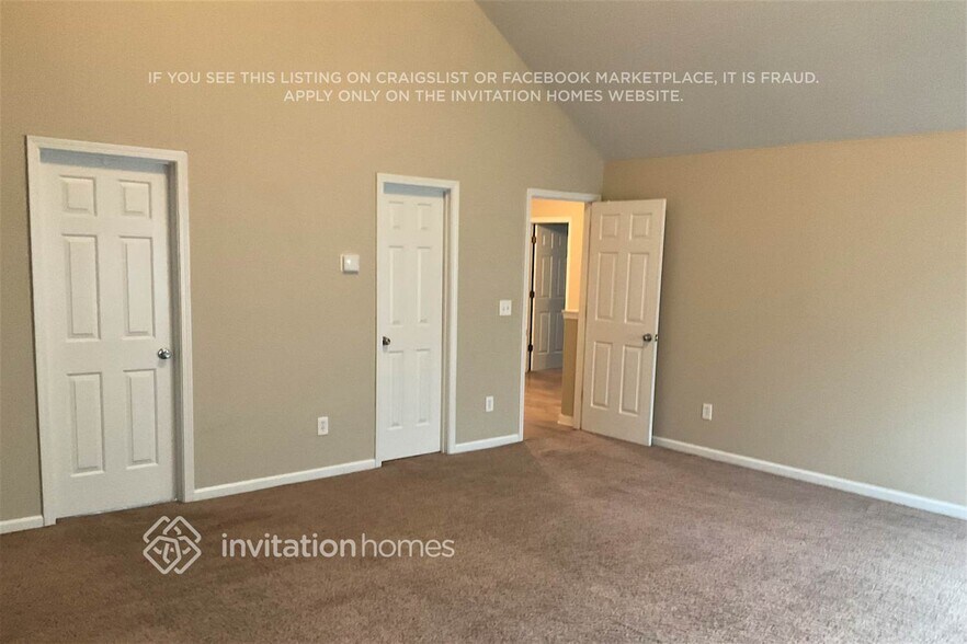 Building Photo - 3502 Rosebud Park Dr