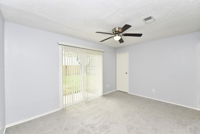 Master Bedroom - 22533 Tree House Ln