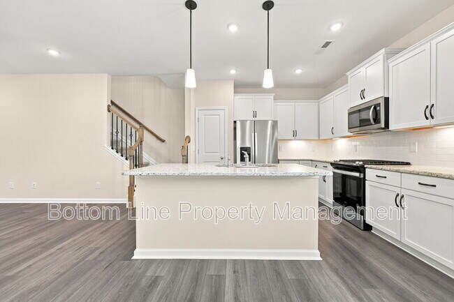 Building Photo - 1615 Glacier Dr