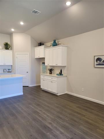 Building Photo - 1118 Silverthorne Trl