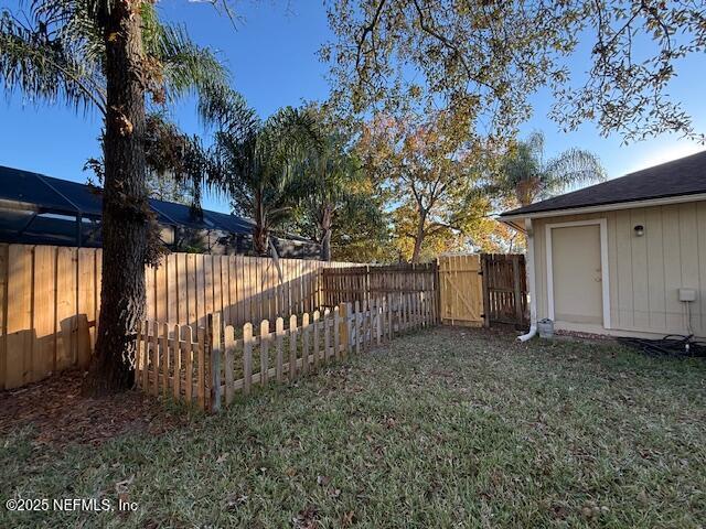 Building Photo - 12947 Tree Wy Ct N