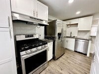 Building Photo - 814 Greensburg Pike