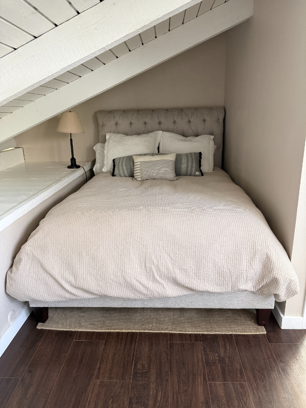 Building Photo - 35 Lower Woodbridge Rd