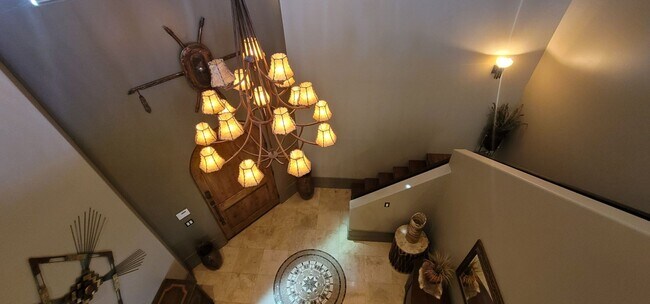 Building Photo - FURNISHED Single Family Home-RATE DISPLAYED IS FOR WINTER SEASON