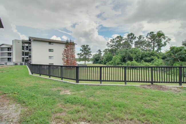 Building Photo - 1054 Lotus Cove Ct