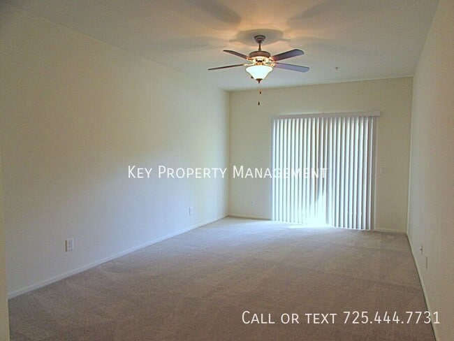 Building Photo - 3 BEDROOM 2 BATH HENDERSON CONDO WITH 1 CA...