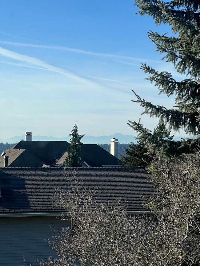 Building Photo - 20915 NE 17th St