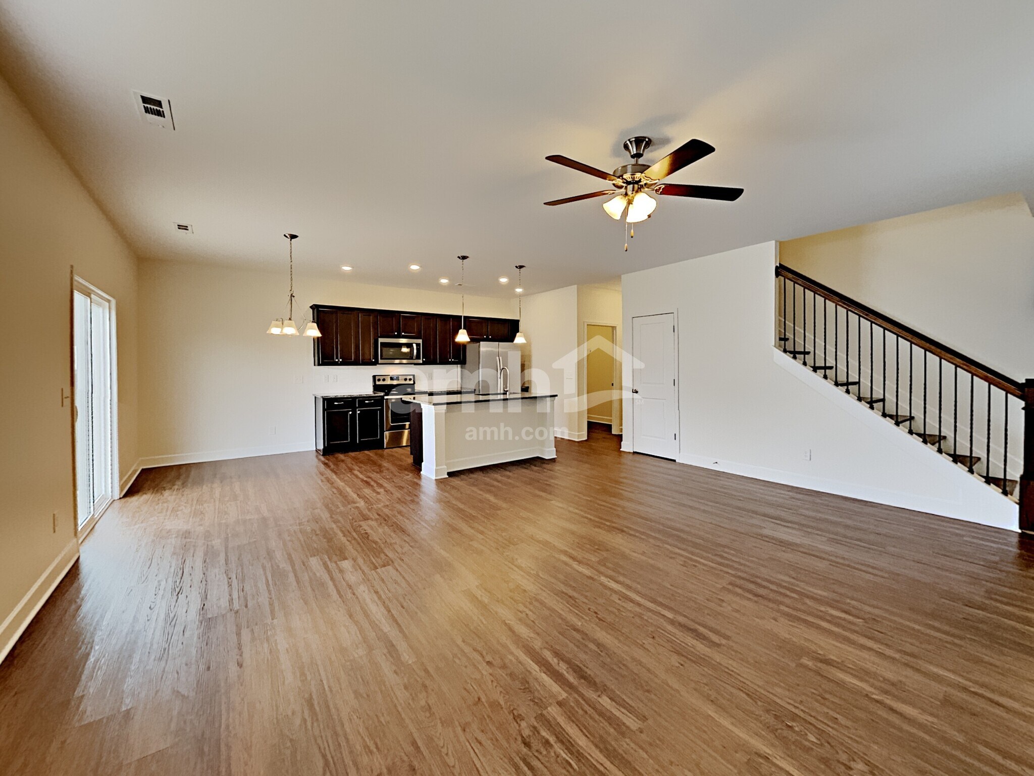Building Photo - 4264 Longfellow Dr