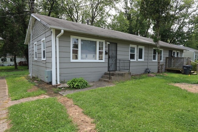 Primary Photo - 2407-2407 Flint Hills Dr