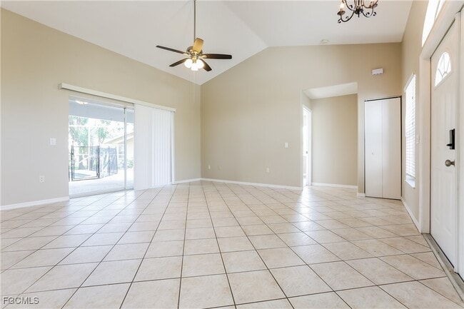 Building Photo - 1333 Roosevelt Dr