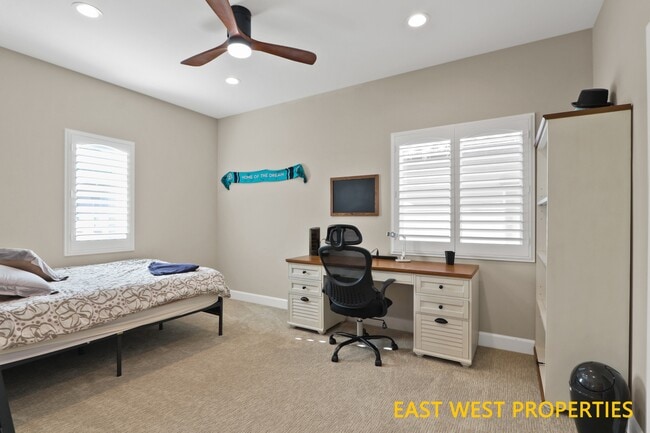 Building Photo - 27 Hathaway