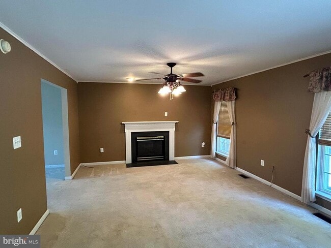 Building Photo - 13220 Willow Point Dr