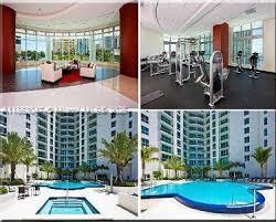 Building Photo - 300 S Biscayne Blvd