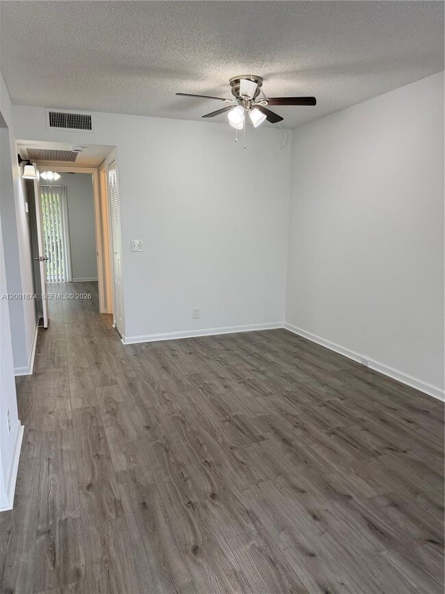 Building Photo - 800 SW 131st Ave