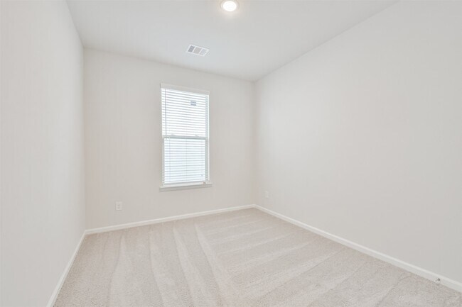 Building Photo - 16818 Pandora Wy